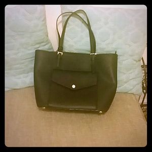 Black Michael Kors tote